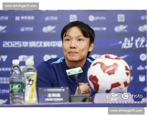 邓卓翔抵深备战:训练安排紧凑,状态饱满迎接关键战