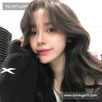 黄婧茵